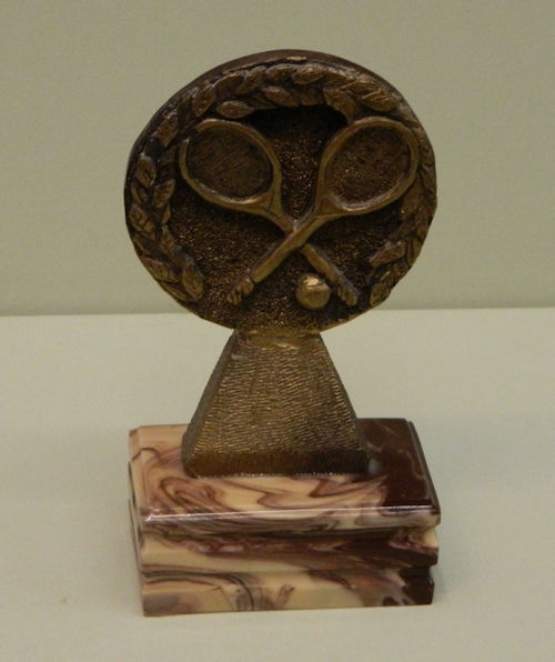 Resinständer Tennis