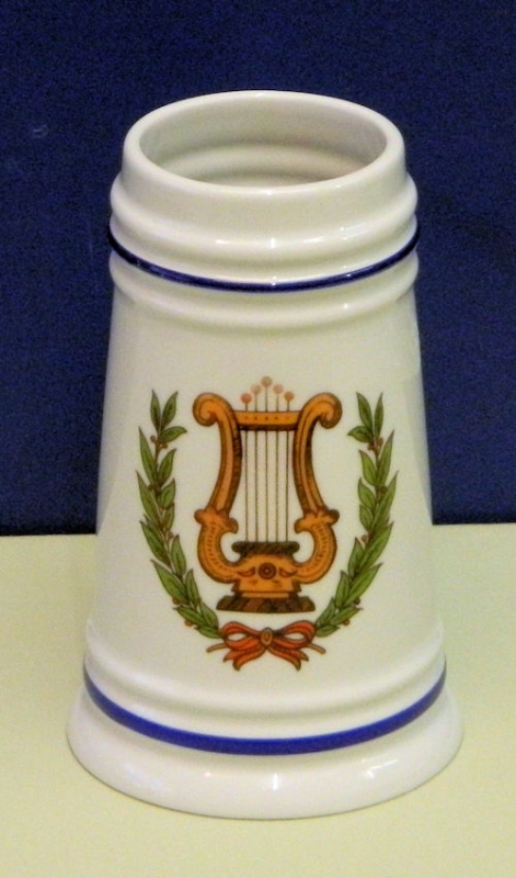 Bierkrug Lyra