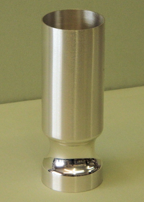 Becher Metall versilbert